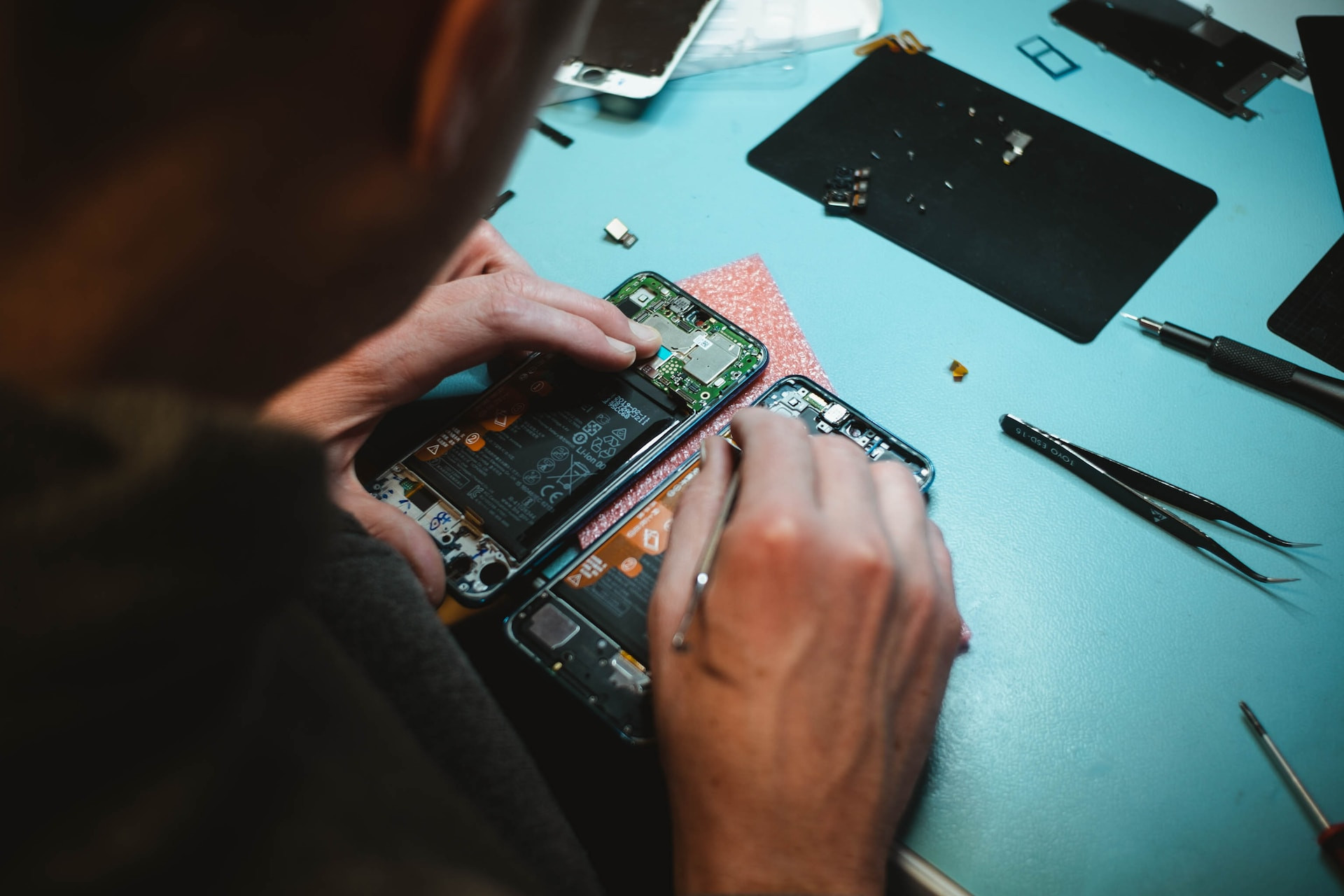 Free Advanced Mobile Repair & Chip Level Training
